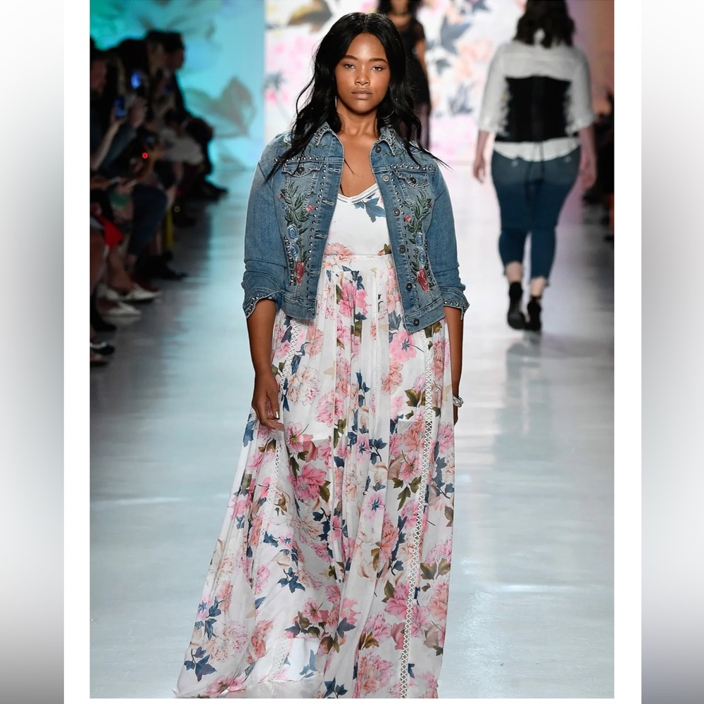 Torrid floral chiffon maxi dress